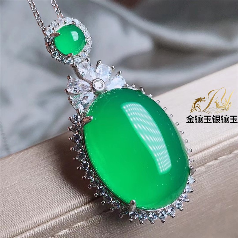 冰种玛瑙鸽子蛋镀银镶嵌珠宝玉石