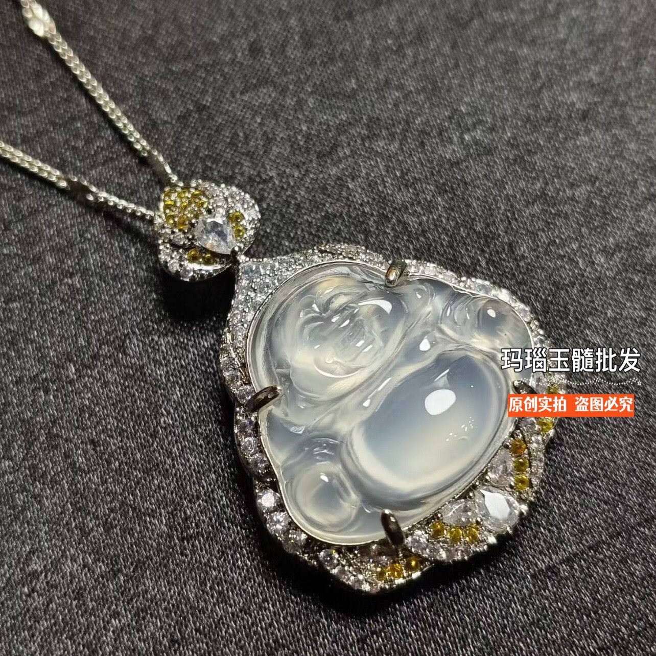 冰种玉髓佛新中式珠宝镶嵌吊坠