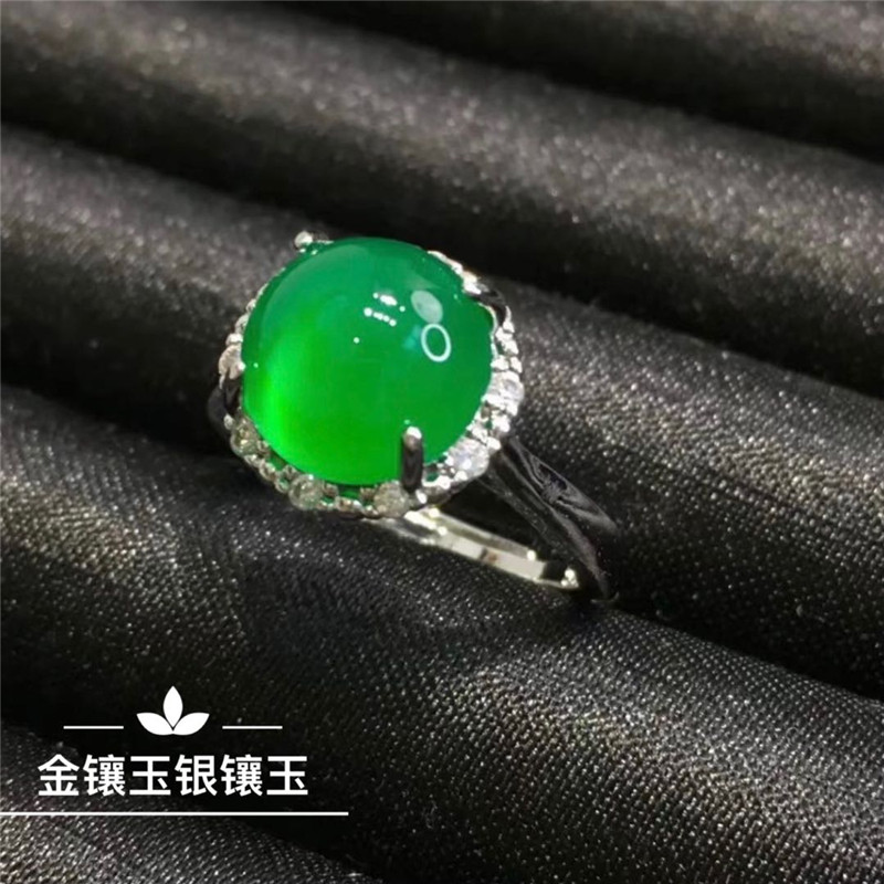 天然绿玉髓戒指镀银镶嵌圆形活口