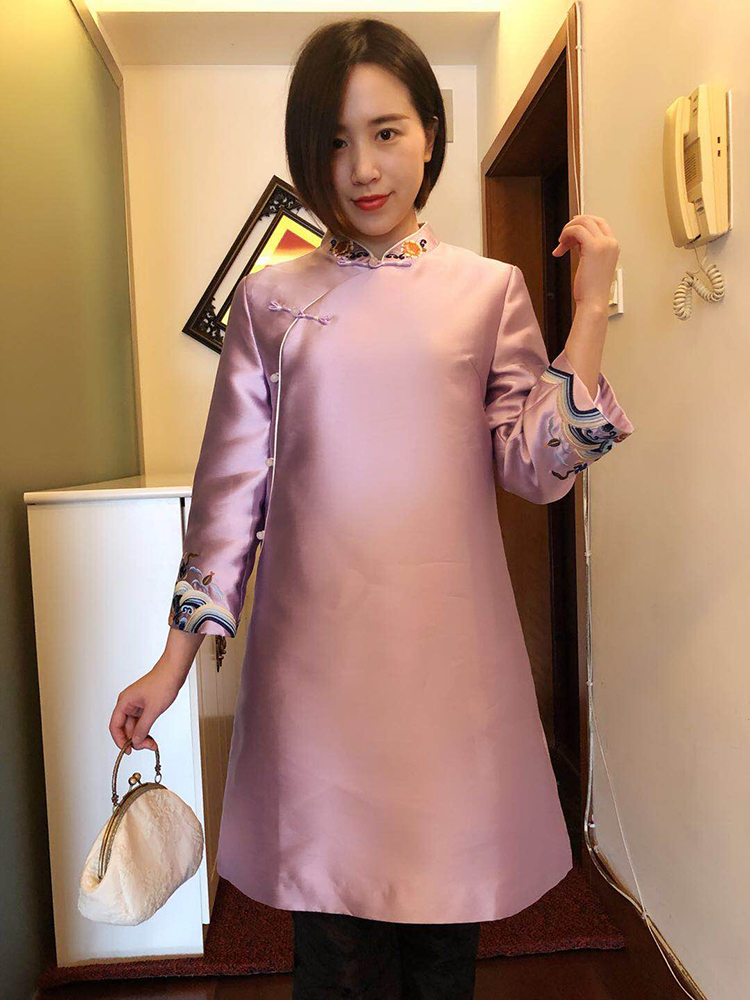 秋季新品跑量价 新中式复古立领刺绣偏襟改良旗袍中长款上衣女