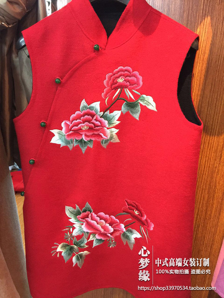 新品 中式斜襟玉扣牡丹绣花大红双面羊绒无袖坎肩上衣马甲女