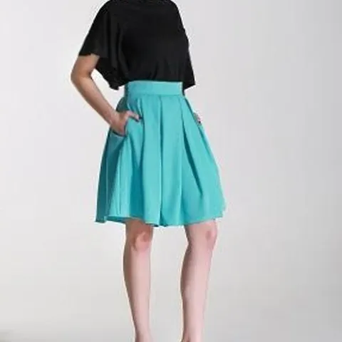 女A字半身新款百褶裙黑色大码潮流拉链2024夏外贸设计超仙中短裙