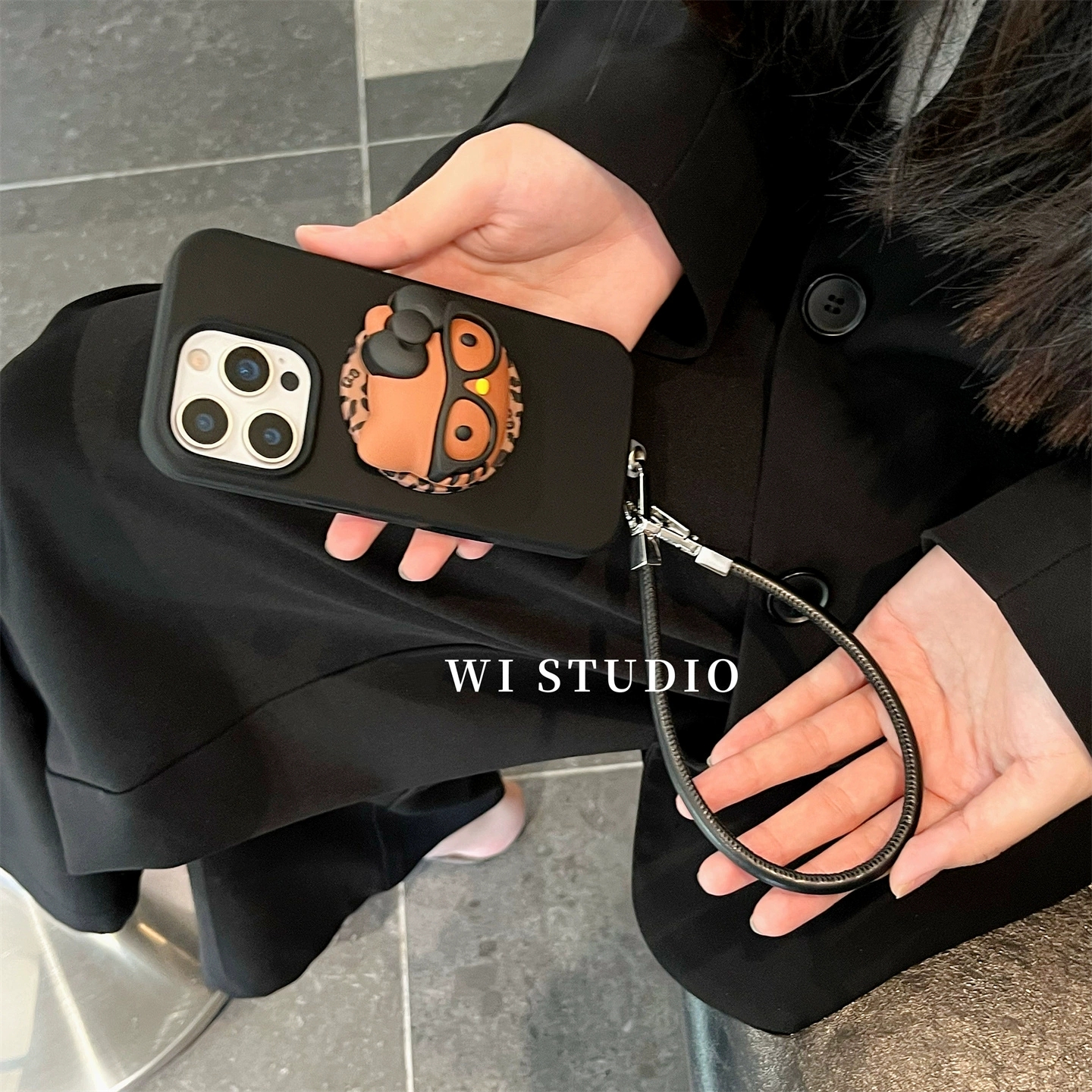 黑皮豹纹立体KT磁吸支架适用三星S25/S24ultra/Note20/A35/A06/S10e手机壳A25手绳S23+A71/S9+S21fe/A56/A53