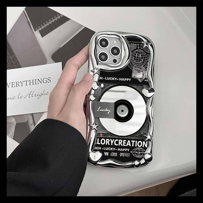 复古不规则爱心光盘音乐创意