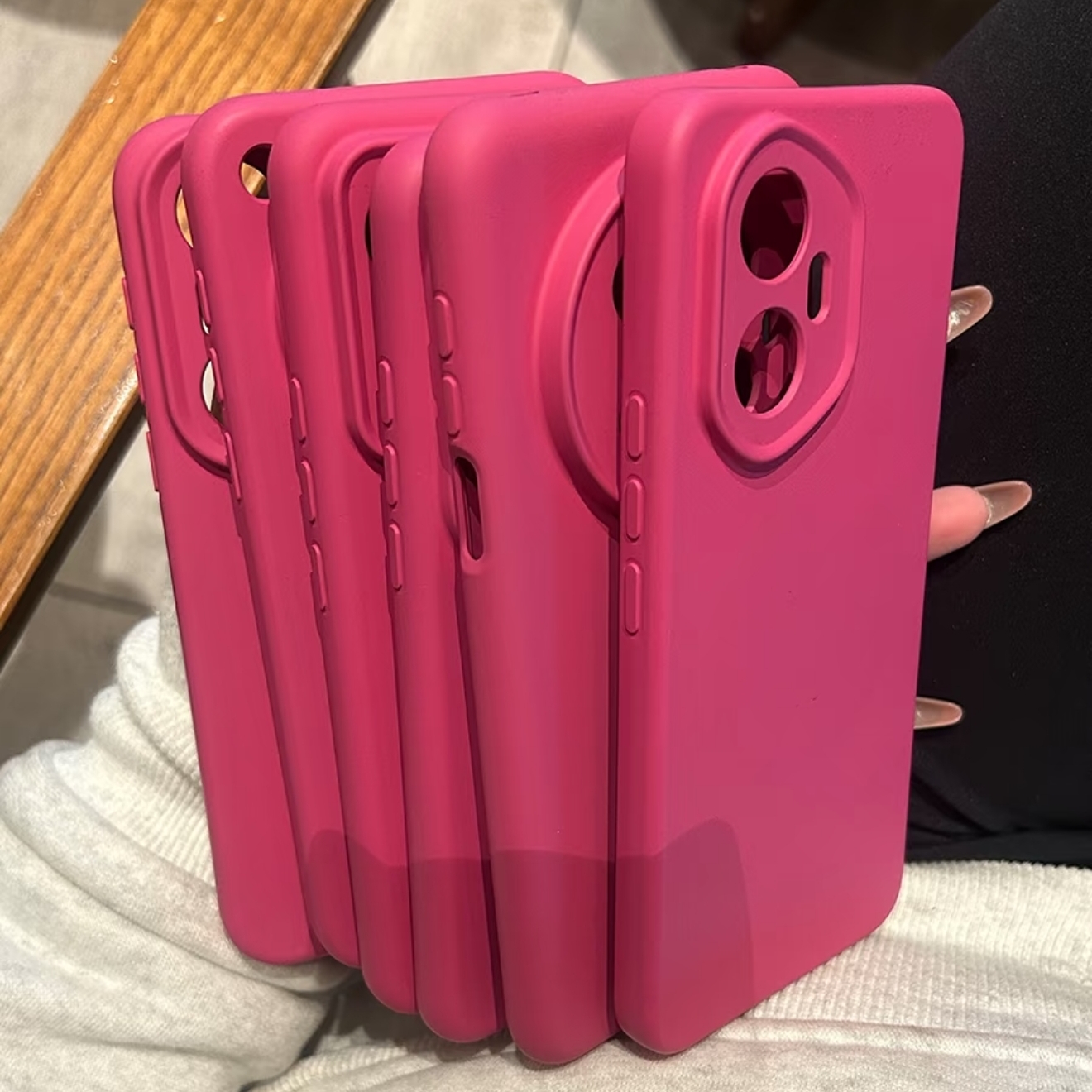 显白红心火龙果色可挂绳液态硅胶适用华为Pura70手机壳Mate60/50P软糯Q弹P40/30PRO磁吸Nova13/12/9/8/7pro