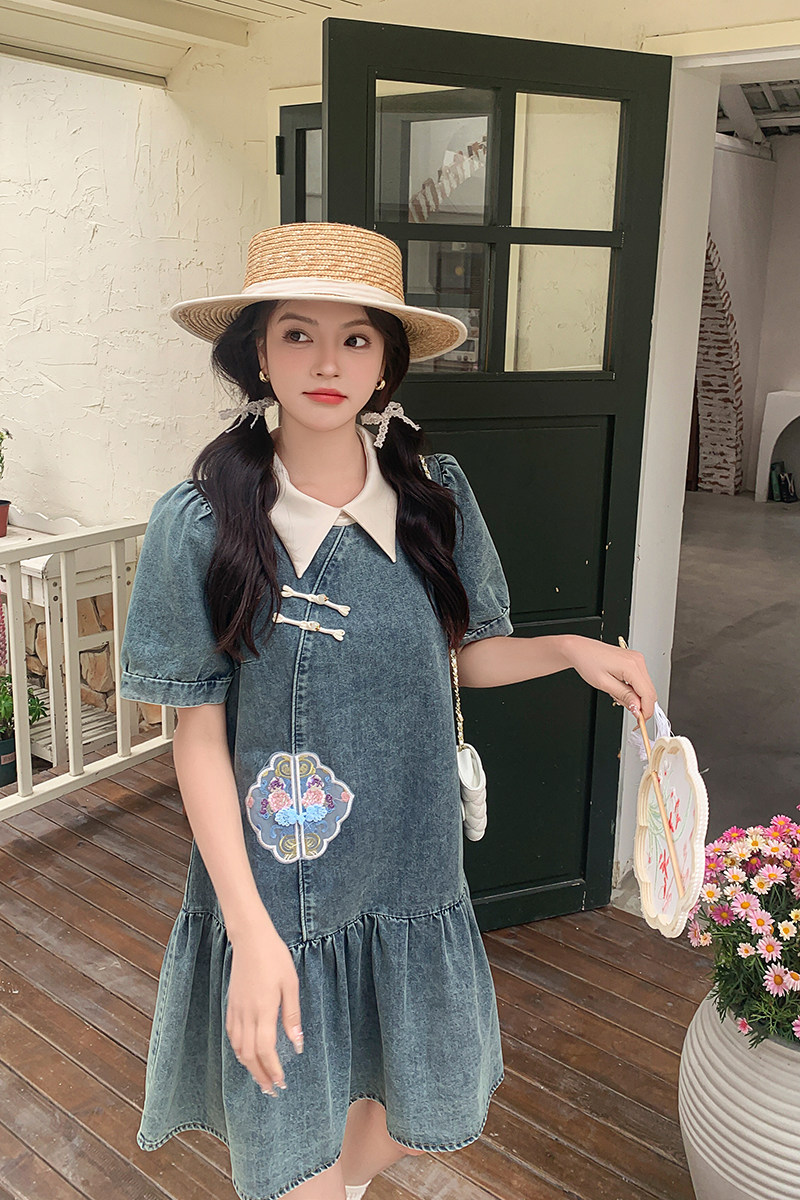 新中式国风刺绣牛仔连衣裙女2024夏季新款小个子宽松显瘦盘扣裙子,女装连衣裙,2C060