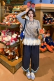 藏青色