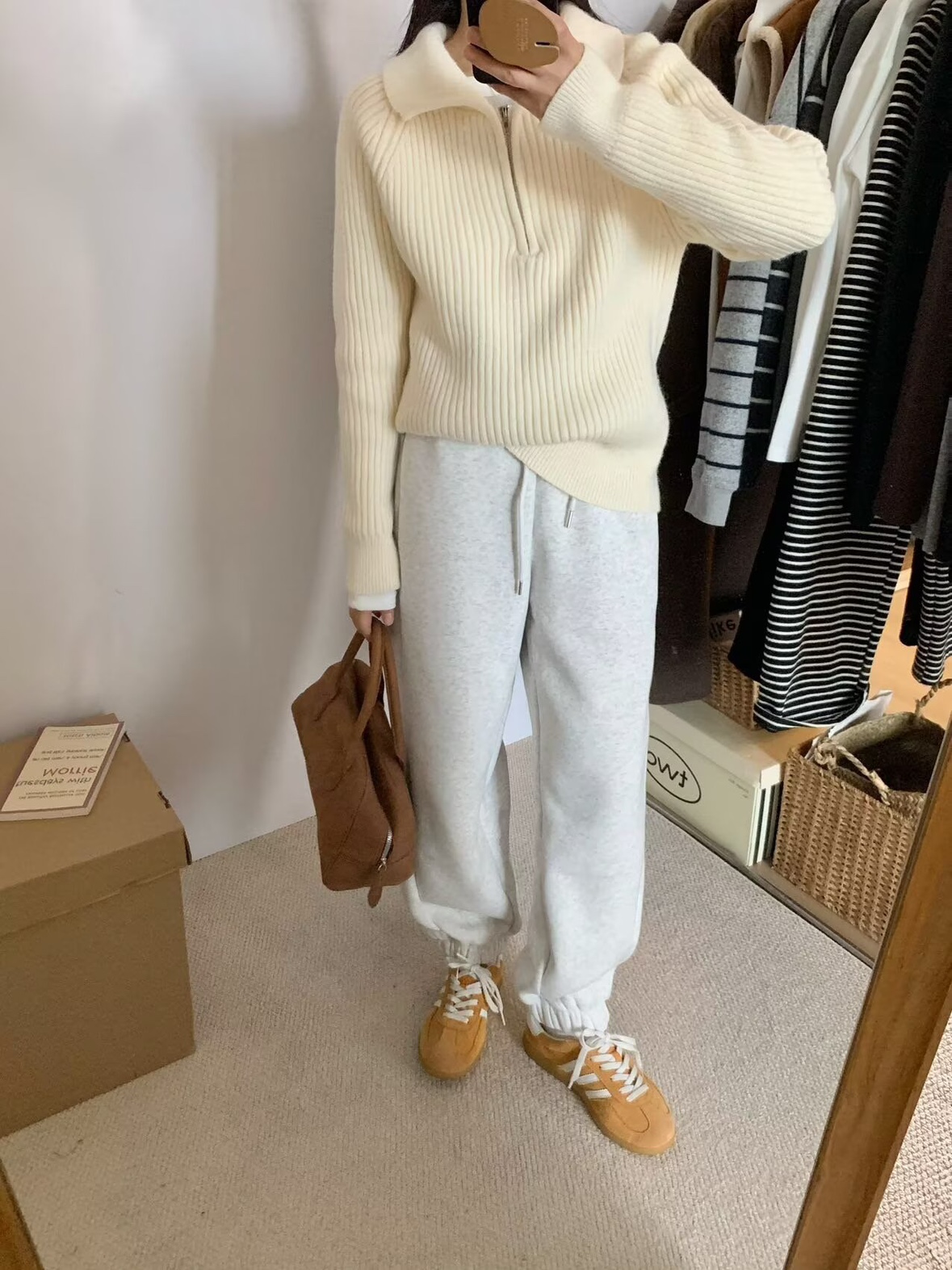 一条过冬~版型巨赞松紧高腰加厚加绒保暖束脚弯刀裤卫裤女冬装新