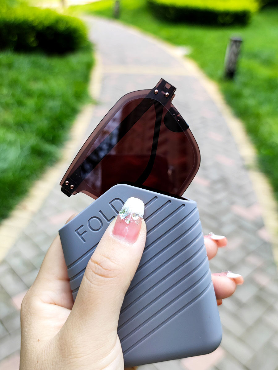 防UV方形时尚男女无框折叠墨镜