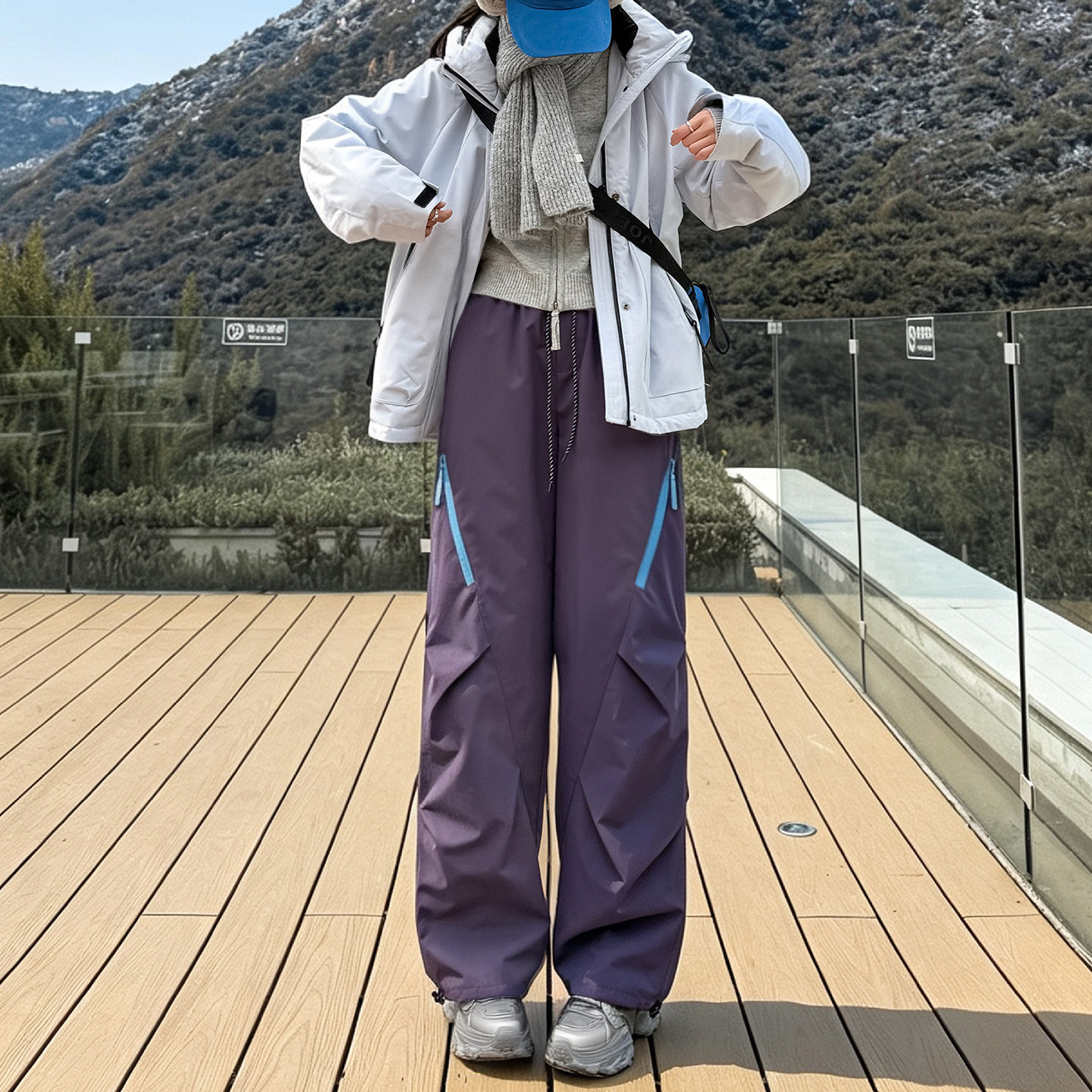 内胆可拆卸冲锋羽绒裤女冬季学生外穿白鸭绒防水防寒东北滑雪棉裤
