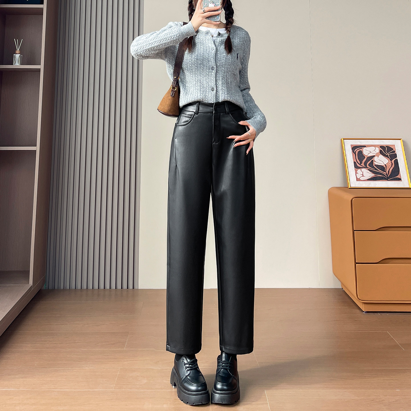 黑色美拉德咖色加绒皮裤女2026