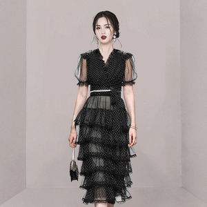 RM9923#夏季新款时尚V领泡泡袖网纱波点黑色上衣+蛋糕半身裙套
