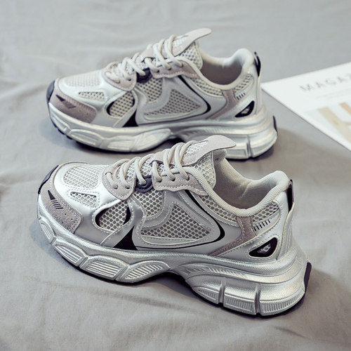 2026年春季网红女鞋新款百搭休闲爆款厚底运动火老爹鞋子潮0411d