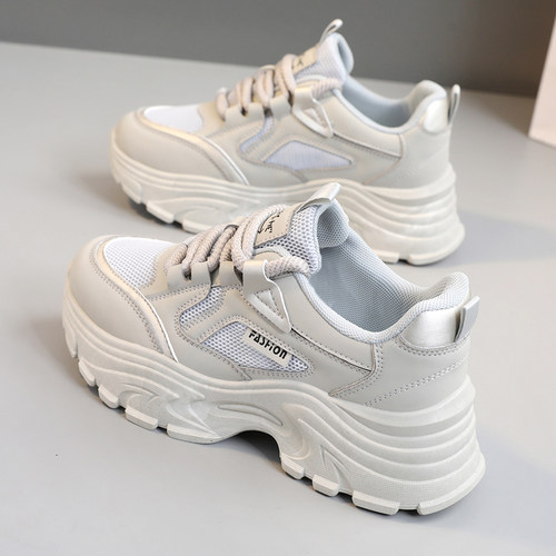 2026春新款百搭火女鞋爆款网红休闲运动老爹鞋子潮0411d