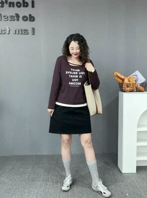 EF频道2025秋季新款高品质百搭圆领长袖T恤女