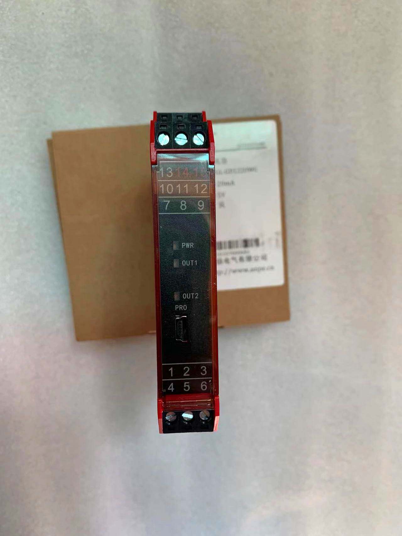 原装 正品 南京优倍隔离器 npgl-gd122dwg 现货 当日发询价