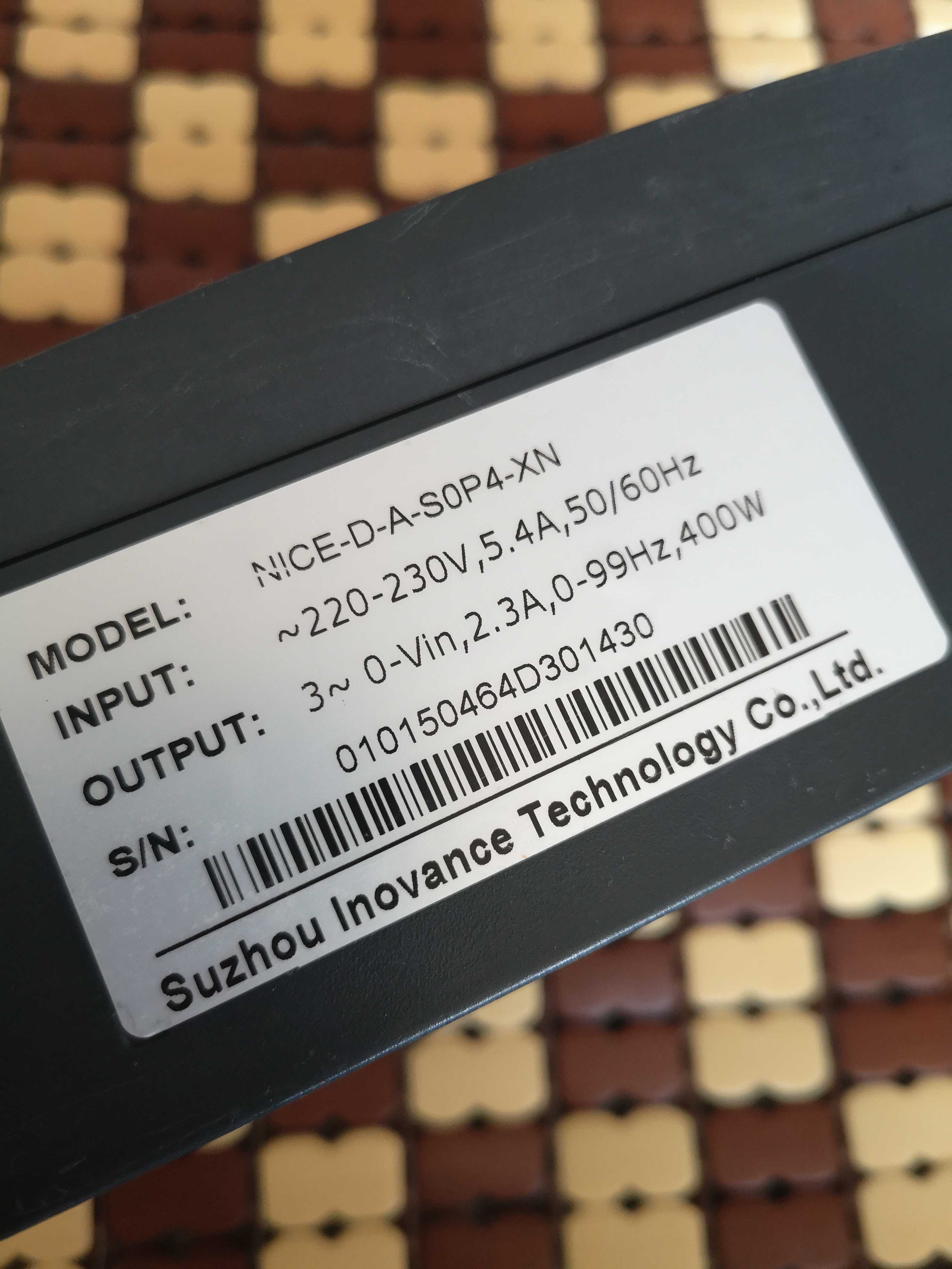默纳克门机变频器niec900 200w 400w spo2 spo4 spo7询价