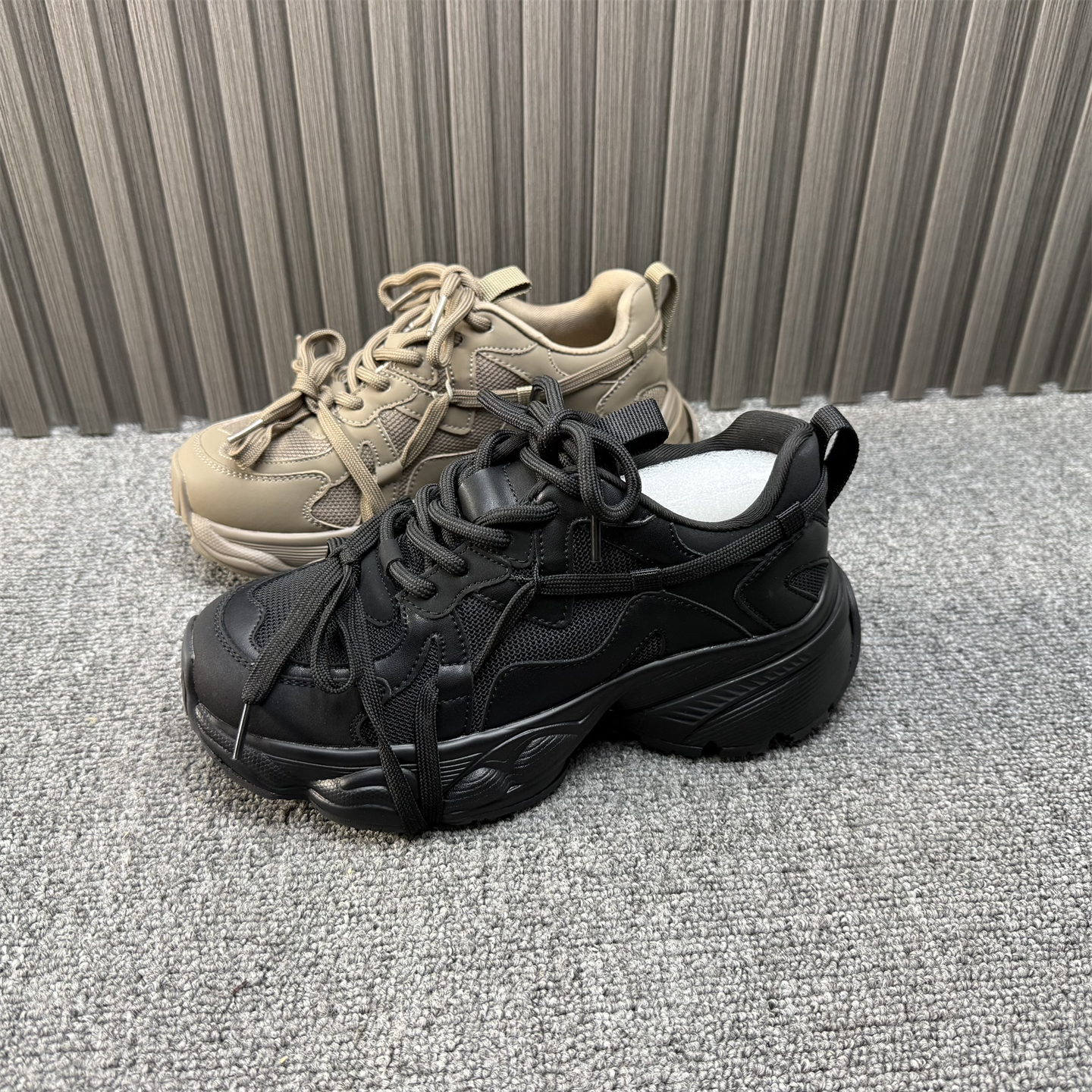 百搭显瘦网布复古运动女鞋