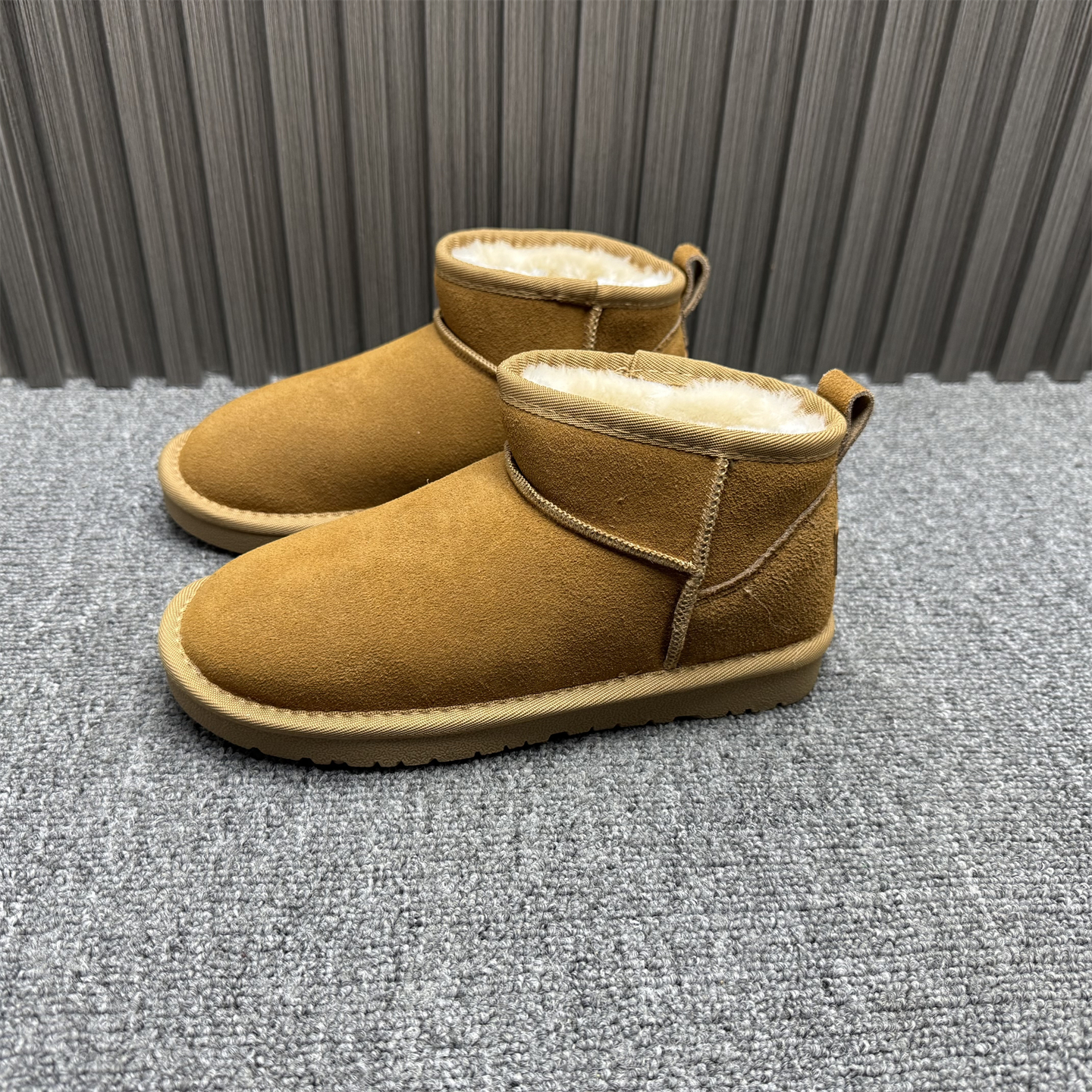 真皮平底套脚简约懒人雪地靴