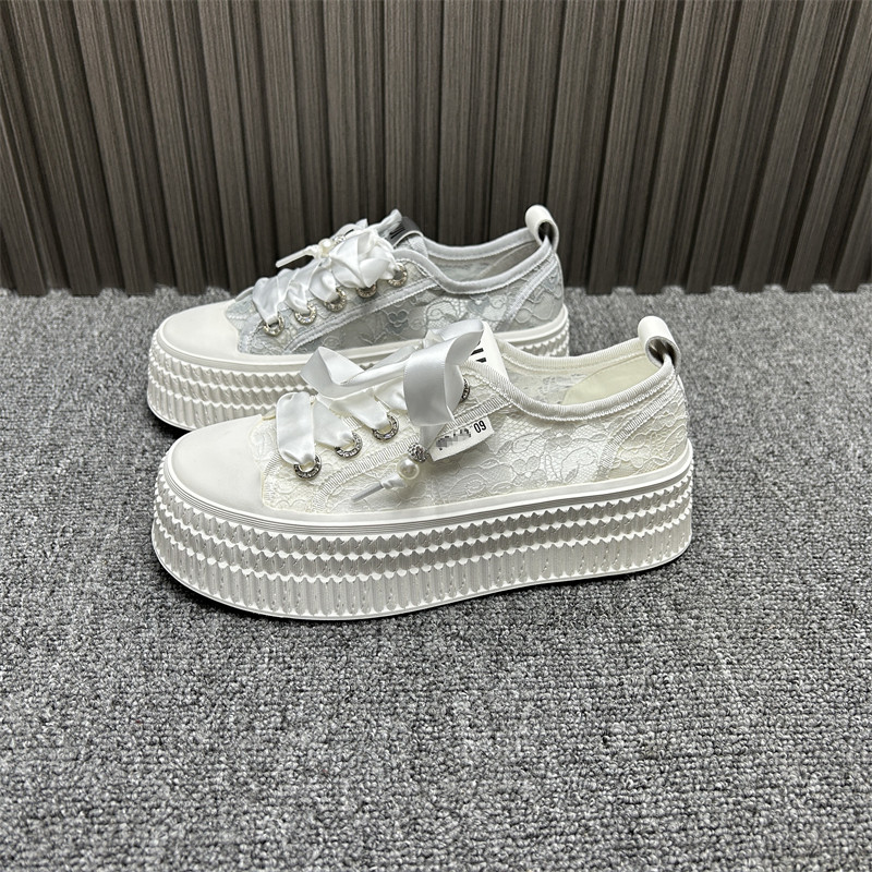 网面透气松糕底镂空时尚蕾丝鞋