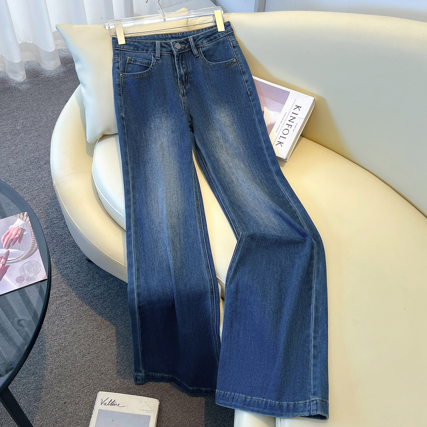 拉夏贝尔深蓝微喇低腰牛仔裤女式日常百搭拖地裤不贴腿宽松直筒裤,女装/女士精品,牛仔裤,淘宝优惠券,粉丝福利购,淘宝优惠卷