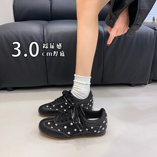 复古波点德训鞋女黑色厚底内增高休闲运动鞋百搭舒适交叉绑带单鞋