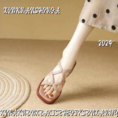 一字扣后绊带圆头百搭夏季平底