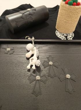 经典十字克罗星原创挂件极简金属肌理天上的星星点睛质感在线出门