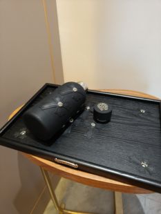 克罗伈潮牌BRUMATE冰霸杯暗黑基调搭配标志性元素品味