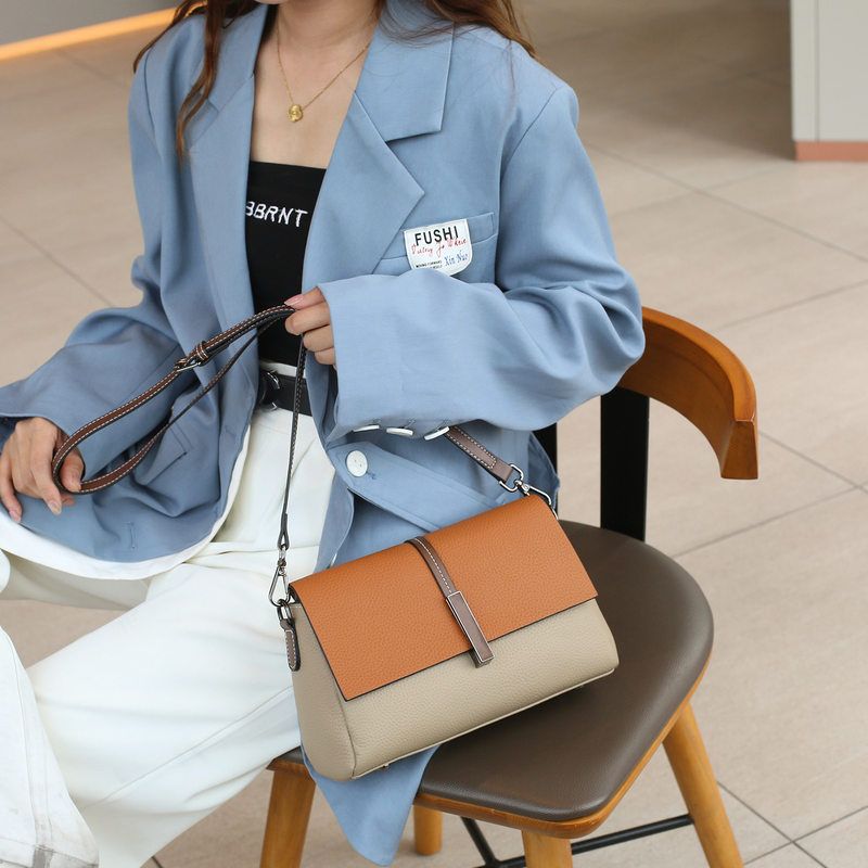 真皮女包时尚质感2024新款女士包袋流行撞色斜挎包洋气百搭小方包