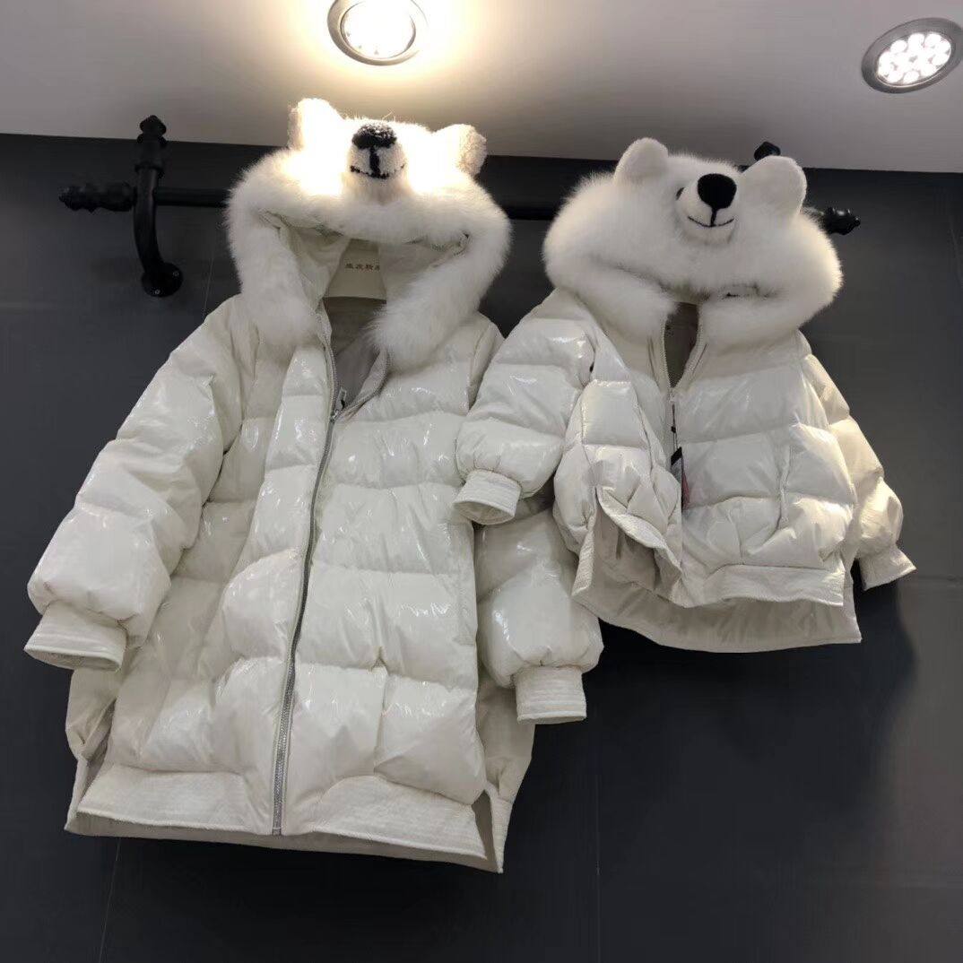 2019女士熊头羽绒服时尚设计中款