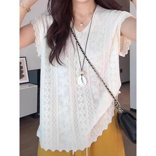 欧货V领蕾丝钩花镂空冰丝针织短袖T恤女夏季韩系宽松飞飞袖0202r