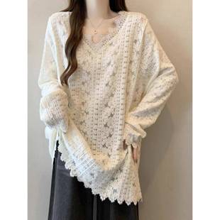 早春风格V领蕾丝衬衫加码女性时尚中长底衬0202e