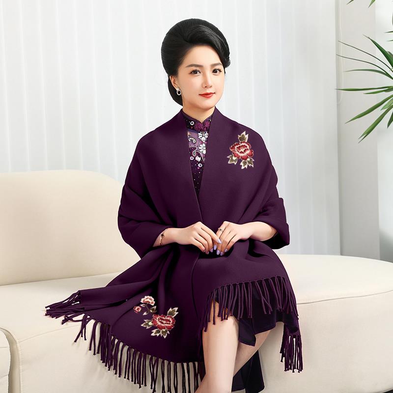 无袖披肩加厚加大喜婆婆旗袍礼服外搭保暖绣花流苏围巾秋冬0926e