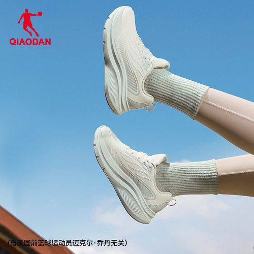 乔丹缓震增高跑鞋软底透气学生鞋