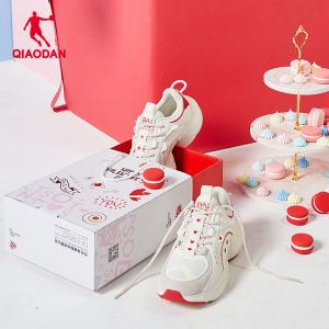 中国乔丹运动鞋女鞋2026新款情侣老爹鞋情人节限定增高休闲鞋男鞋