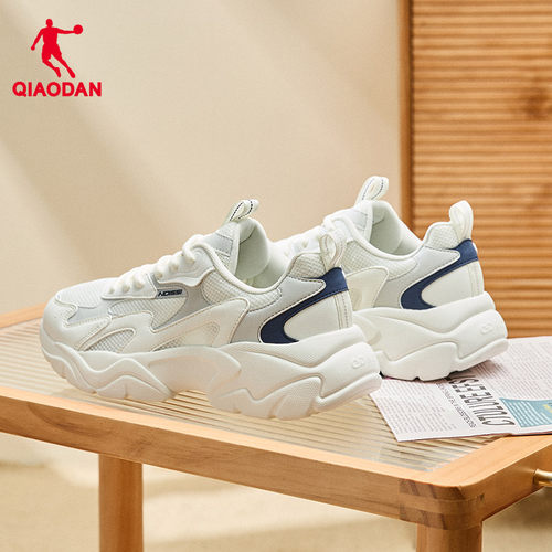 乔丹休闲鞋男软底轻便老爹鞋情侣