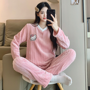V领卡通外穿家居服 保暖冬季 加绒加厚珊瑚绒大码 200斤睡衣女秋冬款