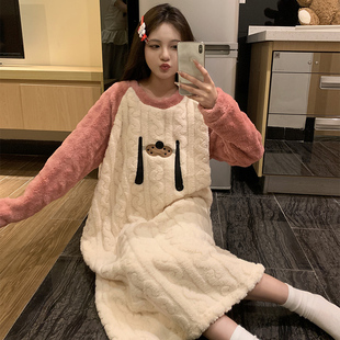 法兰绒睡裙女秋冬季学生加大码200斤胖妹加绒加厚保暖珊瑚绒睡衣