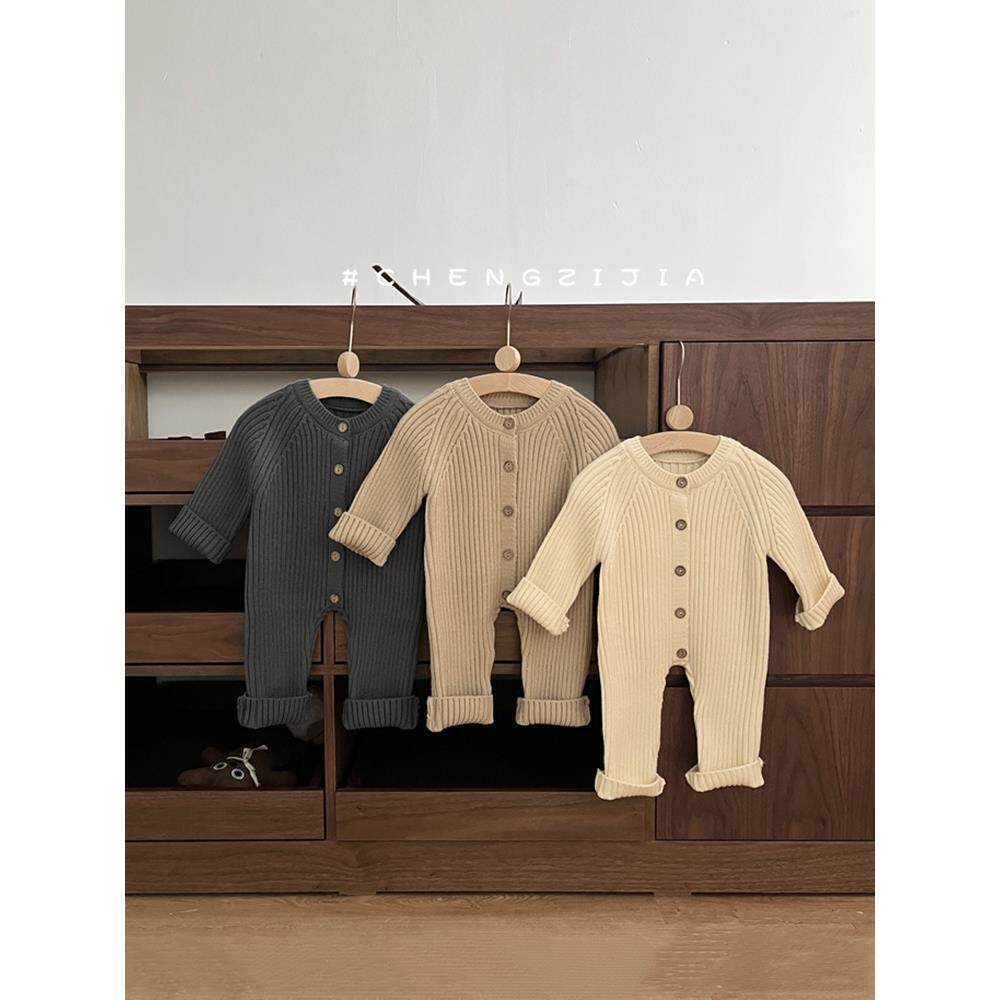 新生婴儿衣服秋冬装洋气毛衣男童哈衣纯色针织爬服宝宝百搭连体衣