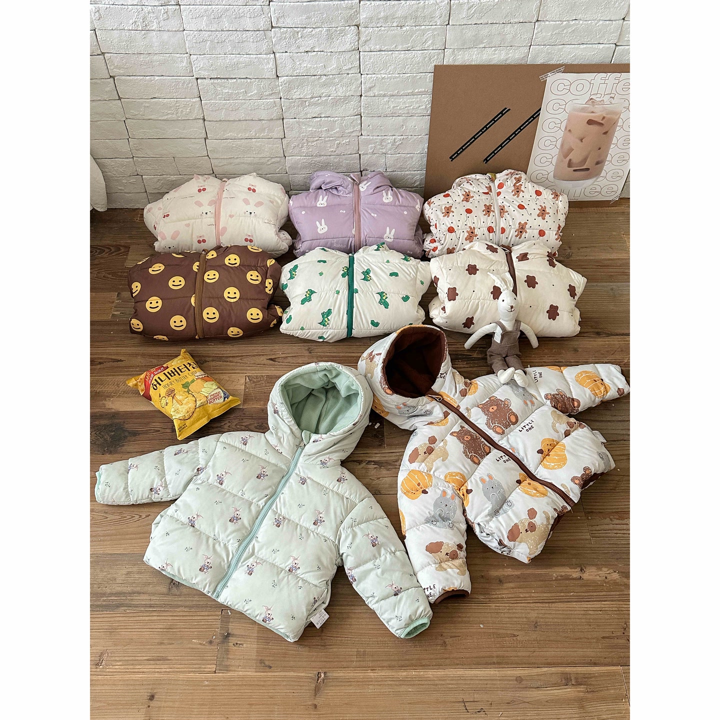 宠粉*佑琦恩女童双面穿卡通加厚加绒棉服外套2025冬季新款2326珞