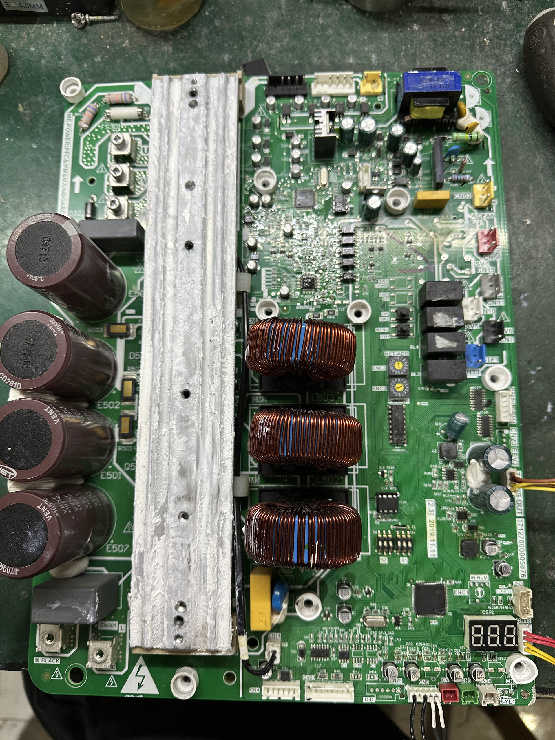 中央空调多联机MDVH-V160W/N1变频主板17127000005876