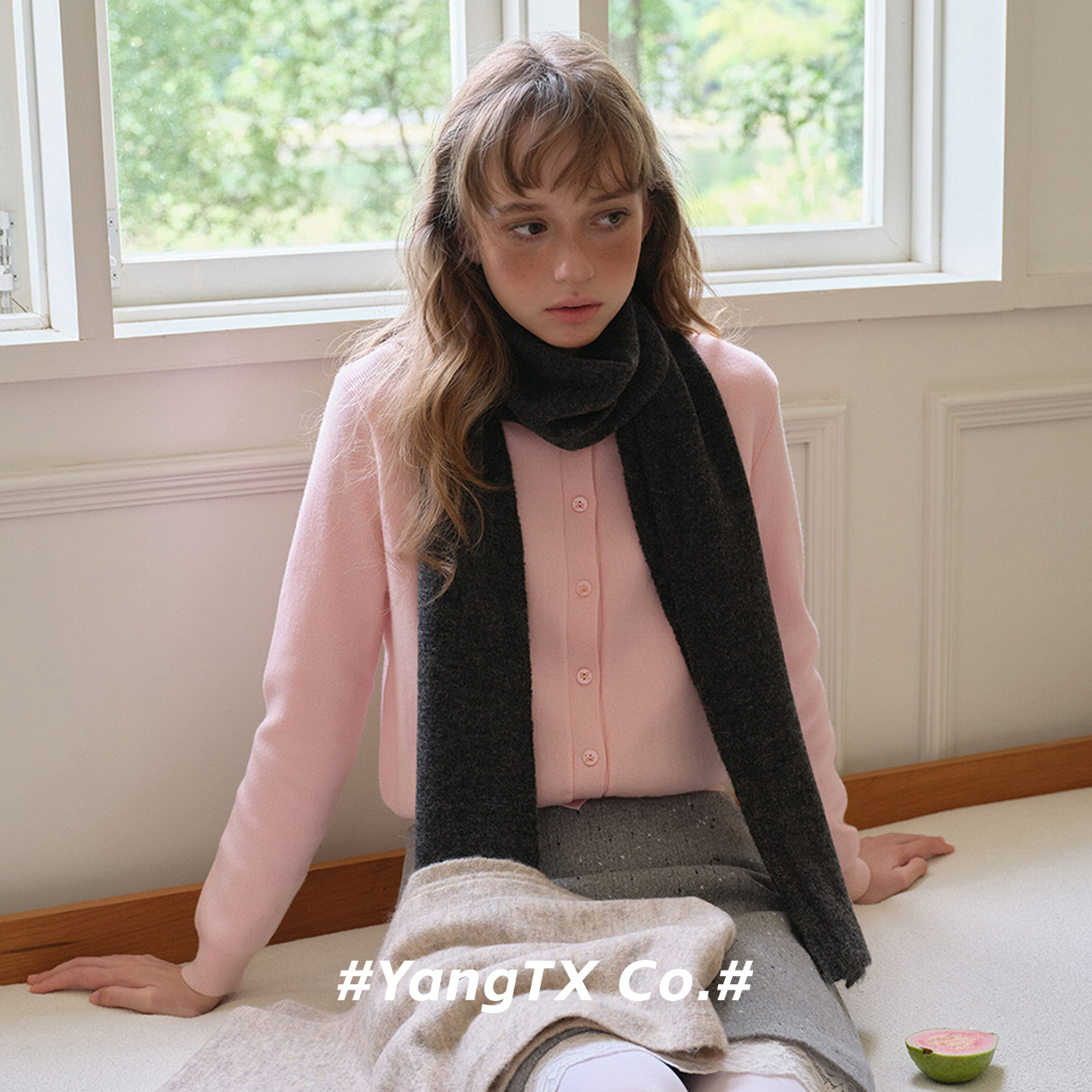 混纺纯色毛线围巾羊绒混纺高级感冬季围脖保暖气质百搭时尚女高档