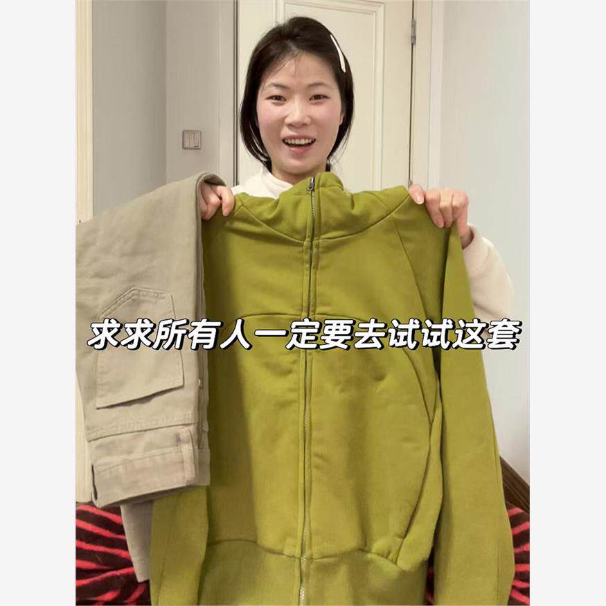 芥末绿色短款外套女正肩