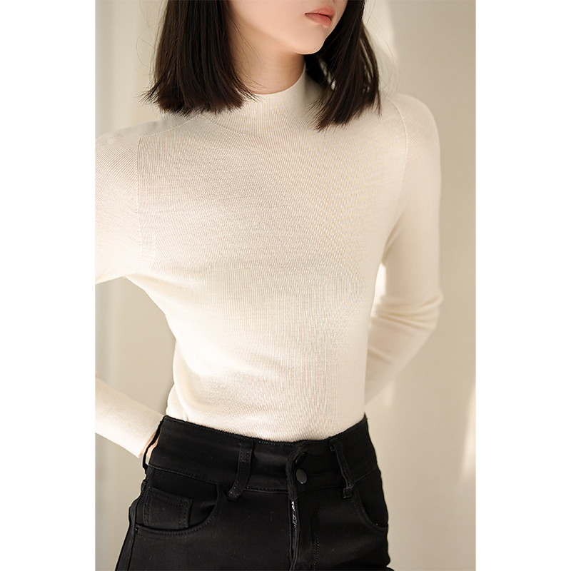 扬子纱无缝一体半高领羊毛打底衫