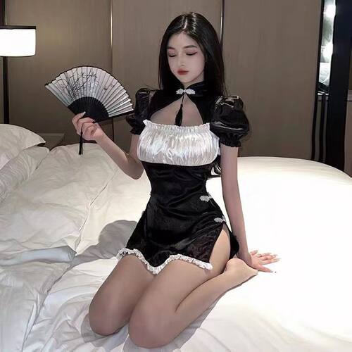纯欲旗袍睡裙高开叉镂空