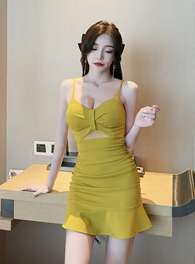 Tempat kerja malam perangai suspender gaun seksi skirt pingg