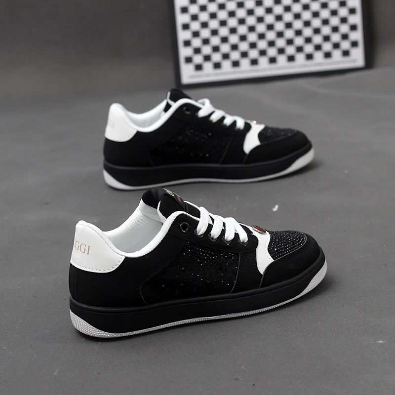 潮牌德训小众休闲风烫钻板鞋男女情侣黑色运动舒适百搭低帮学生鞋