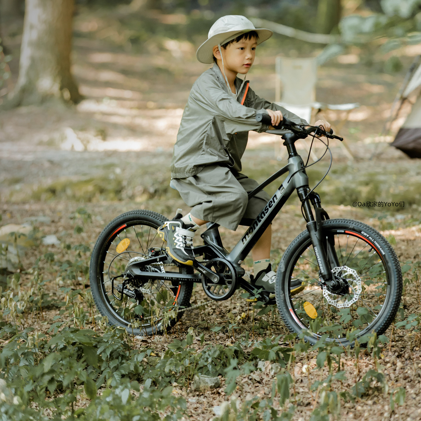 避震变速山地自行车MB156-12岁