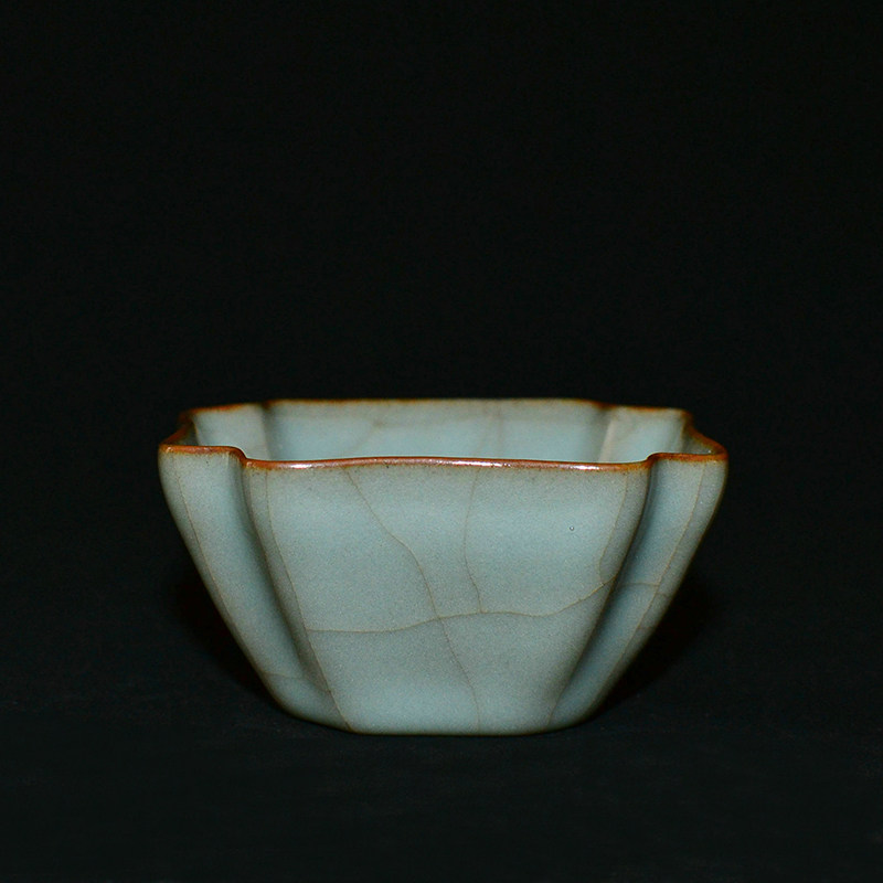 南宋官窑叶氏哥窑杭官粉青釉抽角四方五方六方杯茶杯中式宋瓷南官